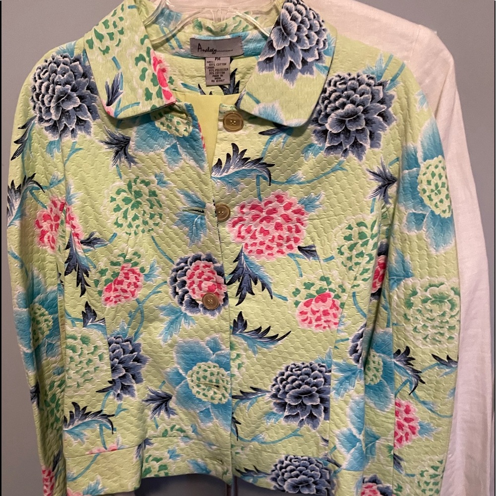 Short Jacket